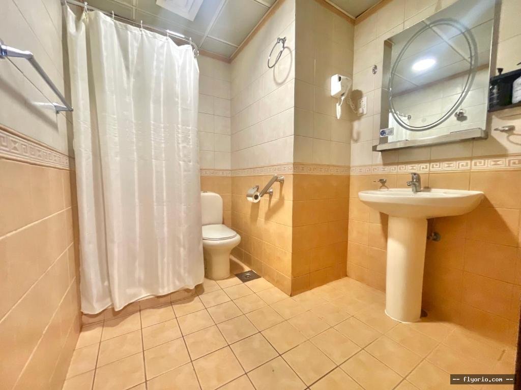 Al Mukhtara Almasi Hotel - Company ALMKhTARh ALMASY LLKhDMAT ALFunduqYH ShKhS WAHD Photo