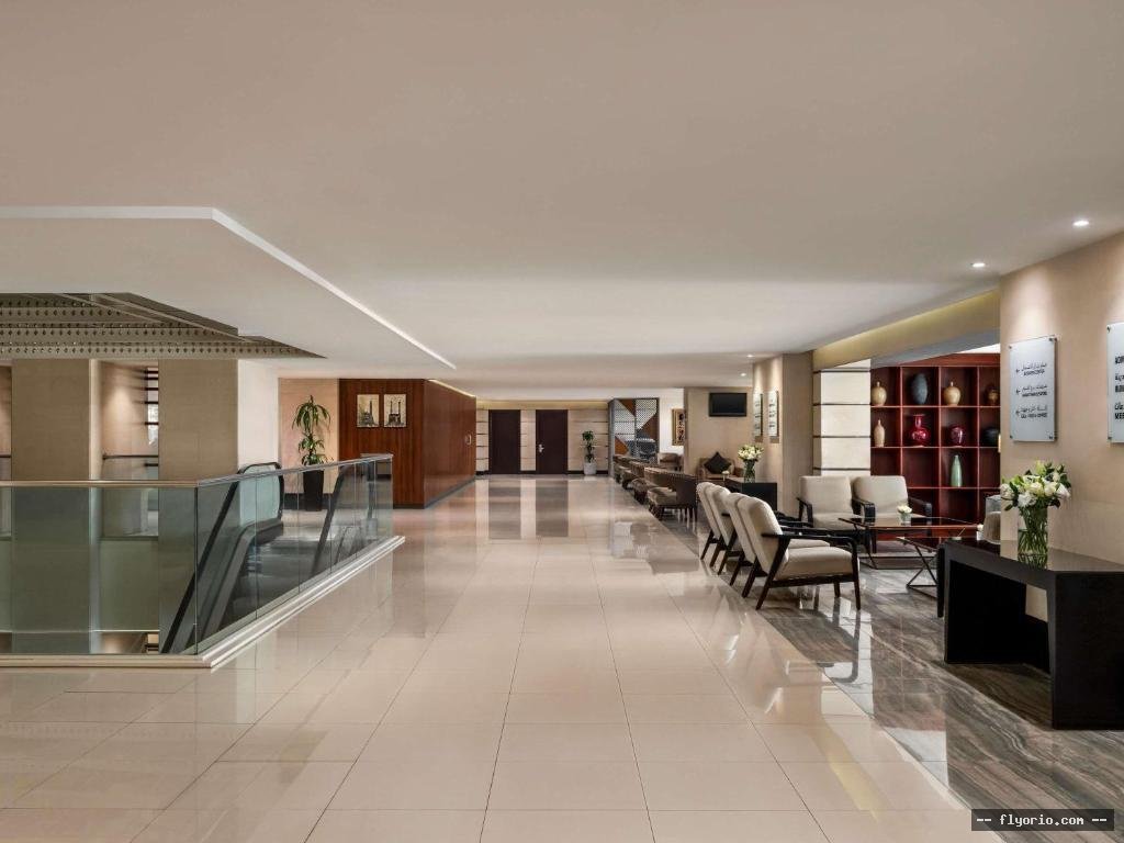 Anwar Al Madinah Mövenpick Photo