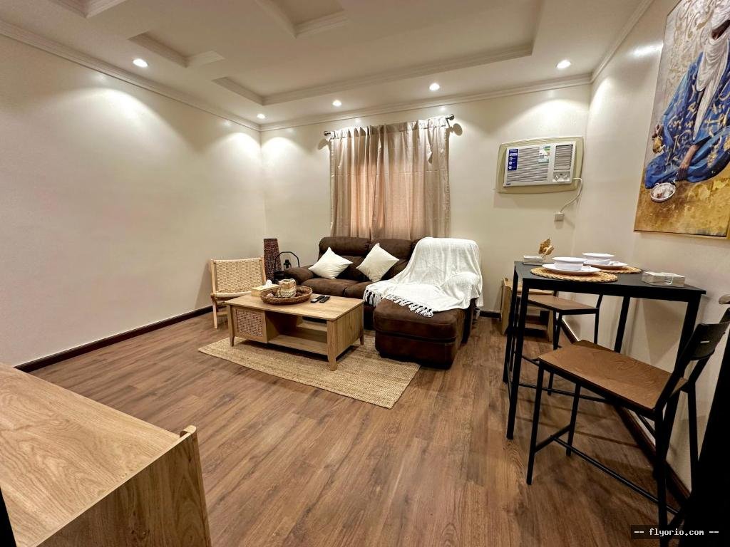 Cozy 2-Bedroom Apartment in Batha Quraish Photo