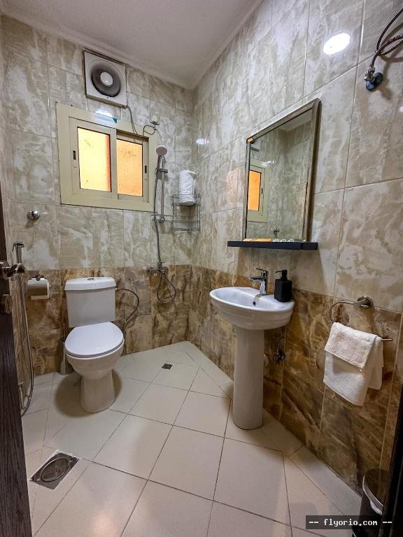 Cozy 2-Bedroom Apartment in Batha Quraish Photo