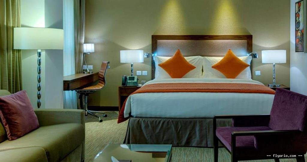 Crowne Plaza Madinah by IHG Photo