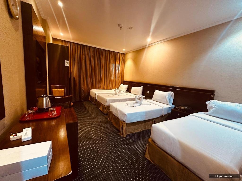DYWF ALMQAM KWNKT TWSYL LLHRM - Diouf Al Maqam Connect Hotel shuttle service to the Haram Photo