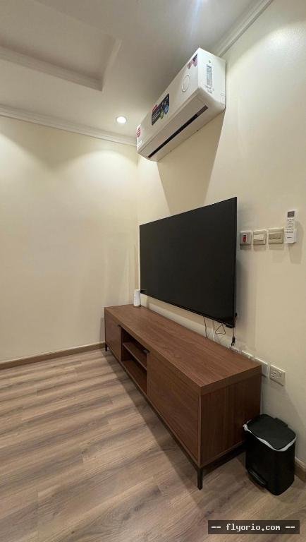 Elegant 2-Bedroom Apartment in Batha Quraish Photo