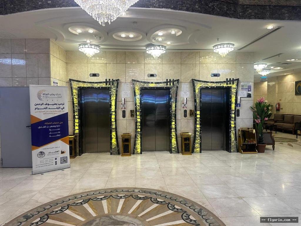 Funduq NJMh DhAKhR TWSYL MJANY LLHRM - Zakher Star Hotel Free Shuttle Service Photo