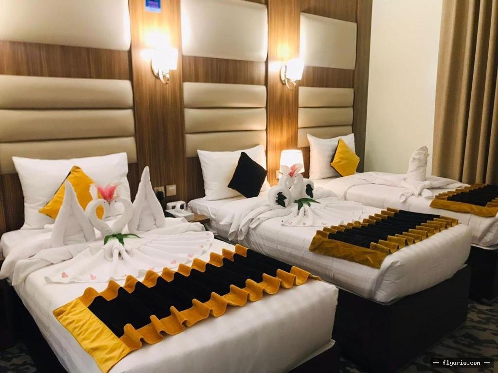 Funduq QSR ALANDLS ALDhHBY - Alandalus Golden Palace Hotel Photo