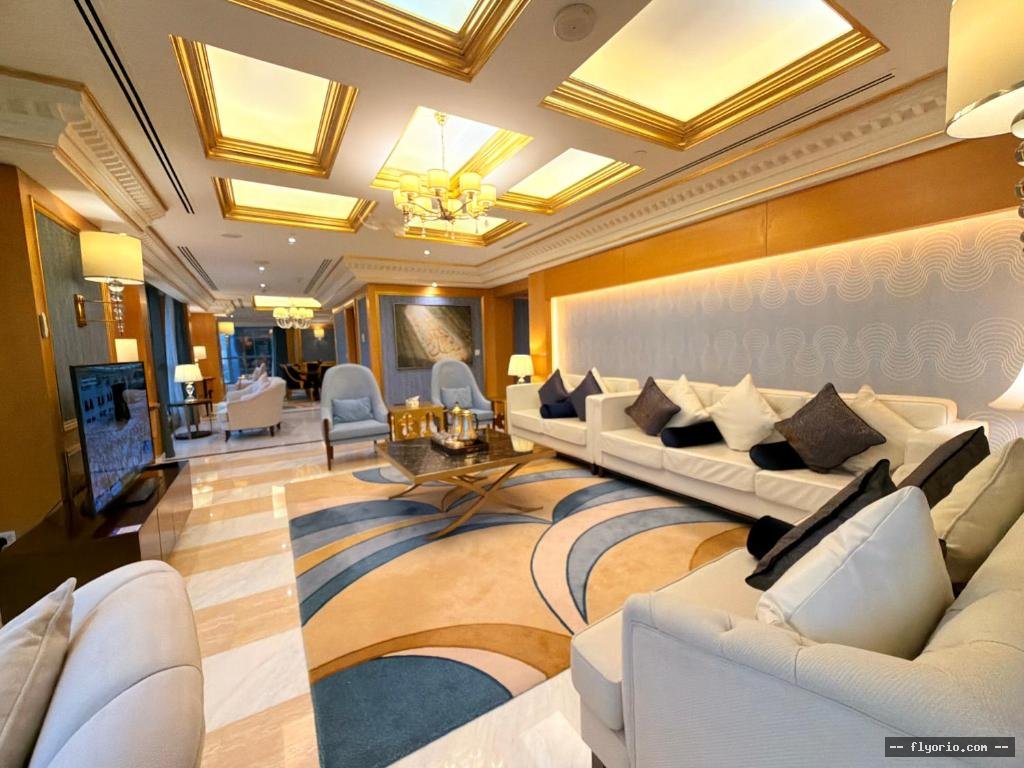 FYLA BNTHAWS FAKhRh ITLALh ALA ALKABh - Funduq HYAh RYJYNSY Photo