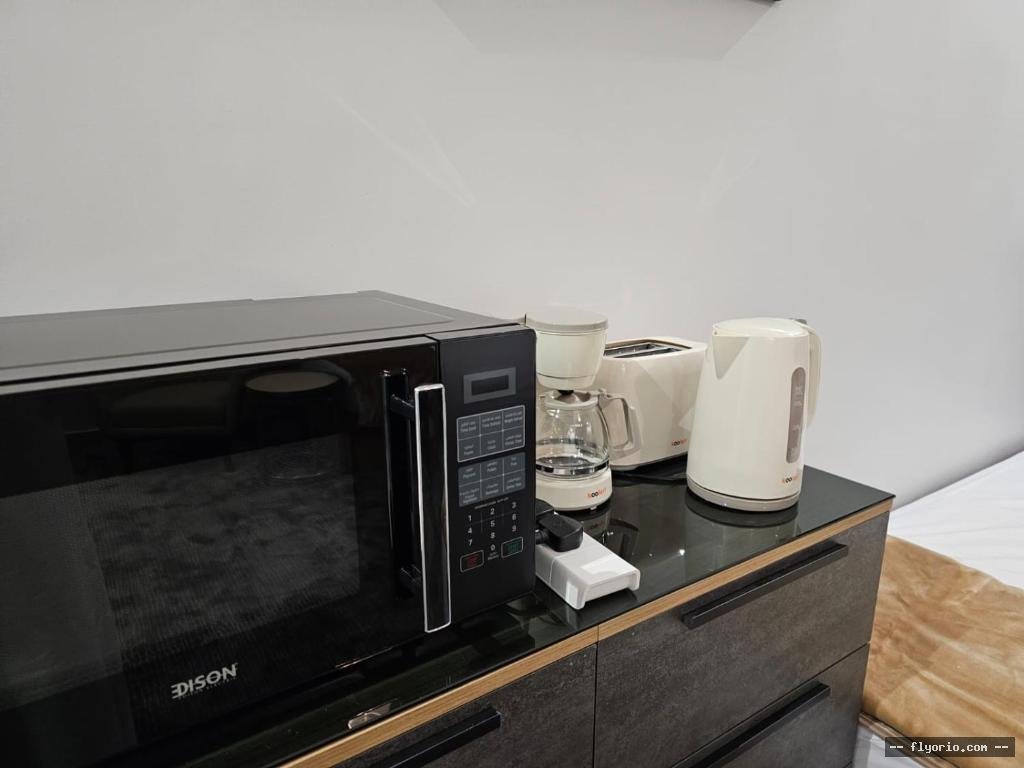 GhRFh ShDhA TYBh ALMKhDWMh Shaza Taibah Luxury Room Photo