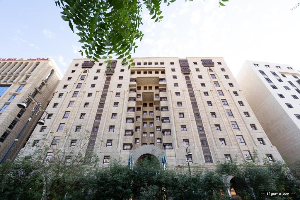 Golden Tulip Al Shakreen Photo