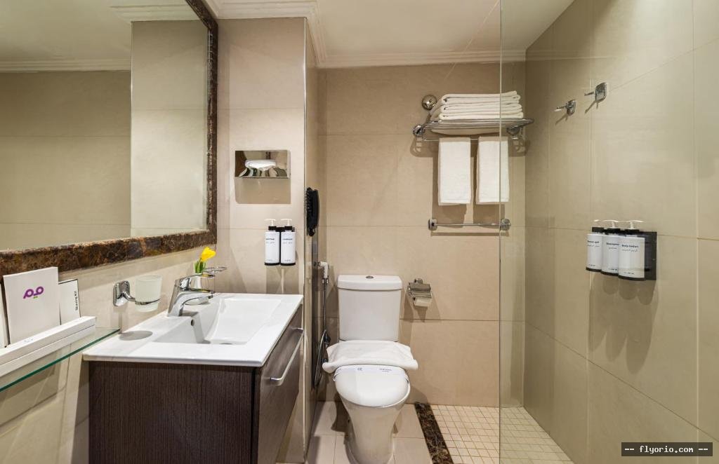 Golden Tulip Al-Zahabi Photo