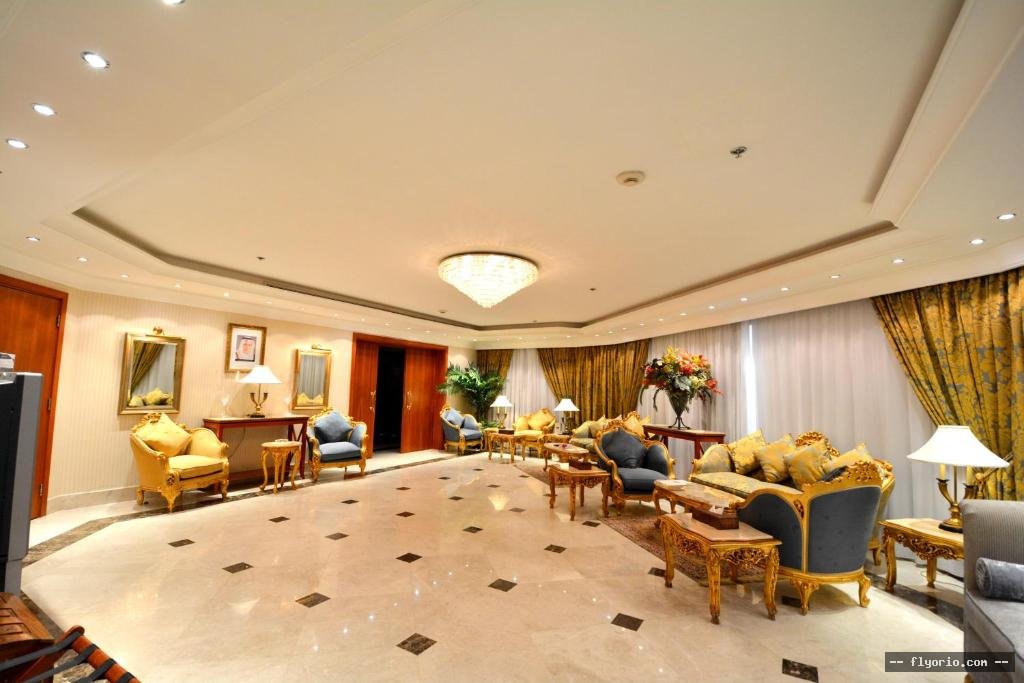 Hayah Grand Hotel Photo