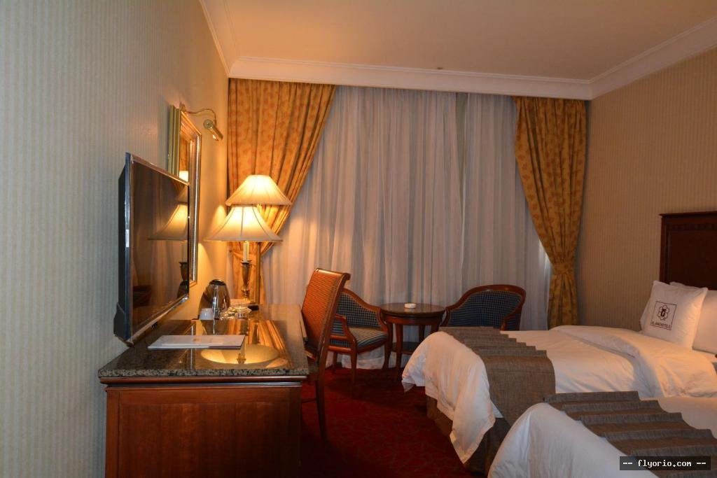 Hayah Grand Hotel Photo