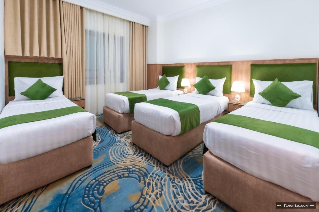 Hayah Plaza Hotel Photo
