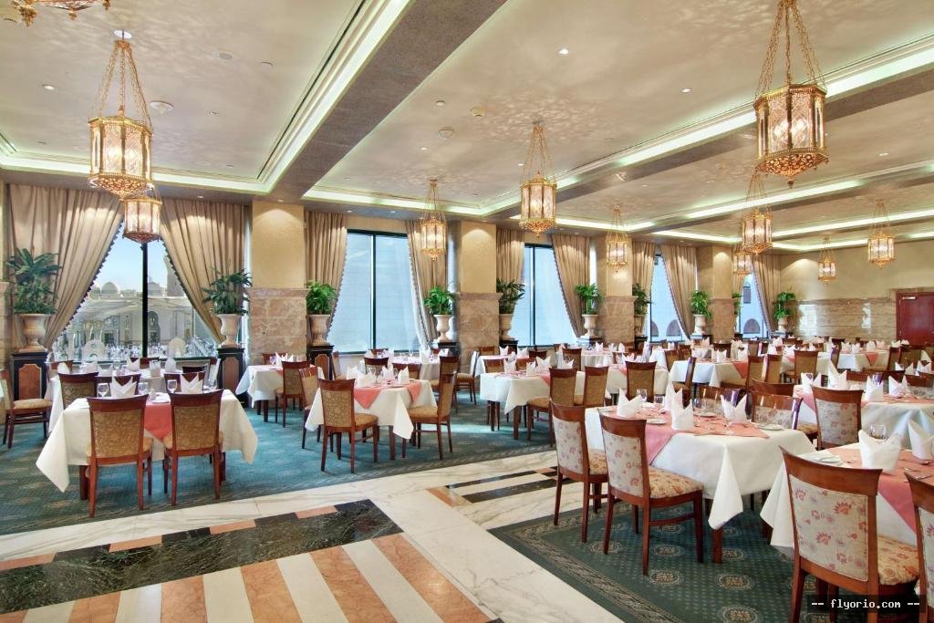Madinah Hilton Hotel Photo