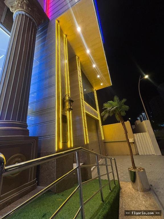 Marriott Palace Hotel Photo