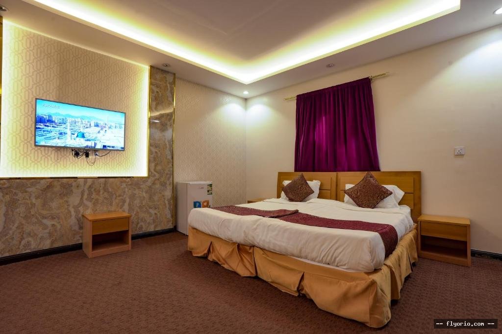 MG Crown Hotel 2 Photo