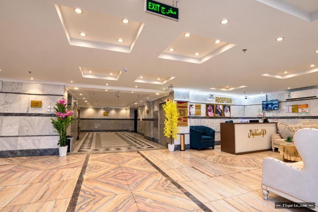 MG Crown Hotel 3 Photo