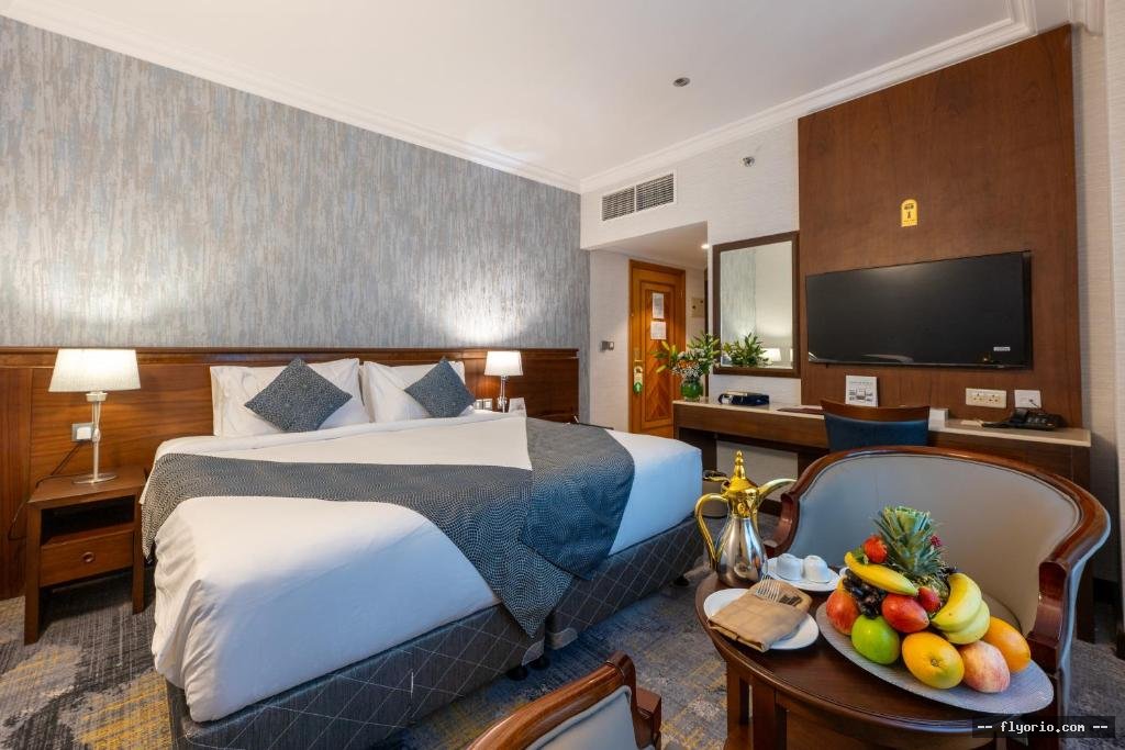 Nozol Royal Hotel Photo