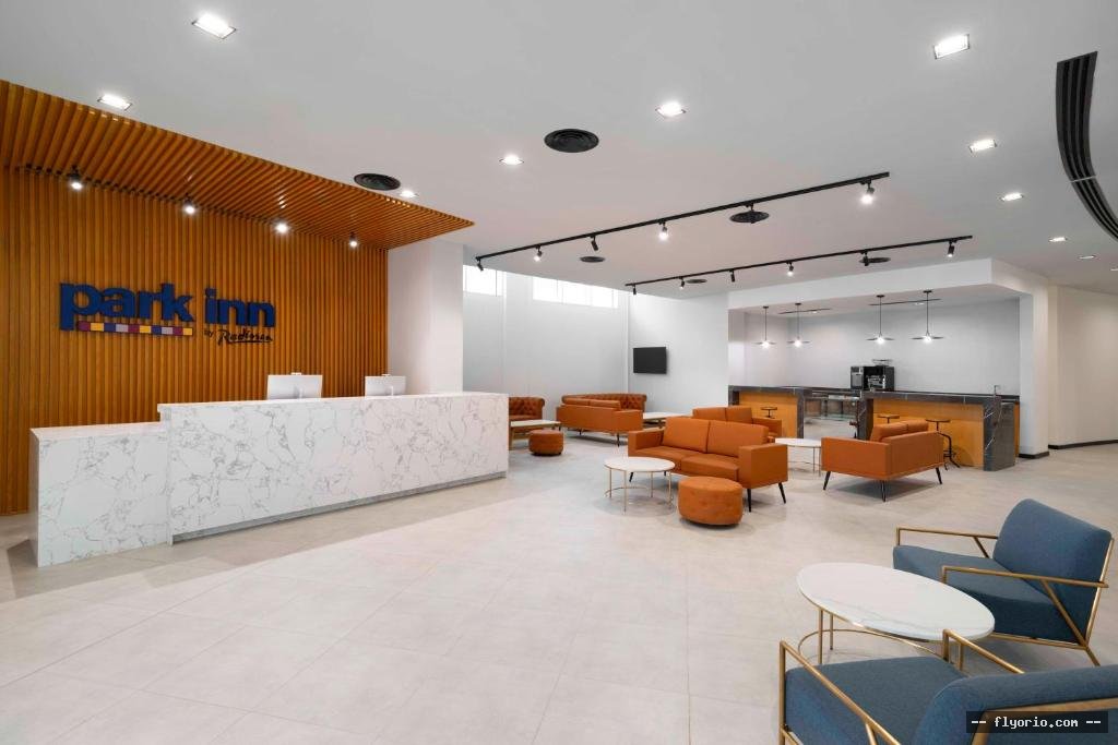 Park Inn by Radisson Makkah Thakher Algharbi Photo