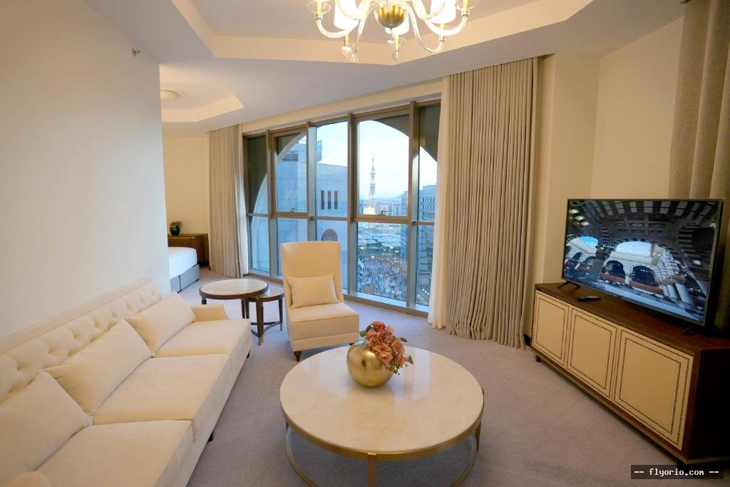 Peninsula Worth Hotel Photo