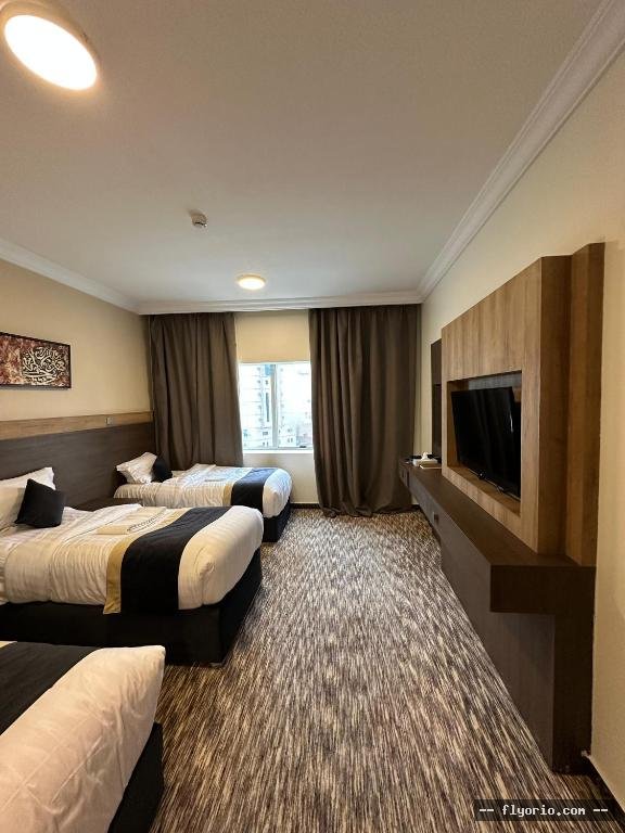 Sudair Al Karam Hotel Photo